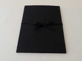 矢島美穂子のGALERIE3「思い出を整える」記念コインなどを整える３